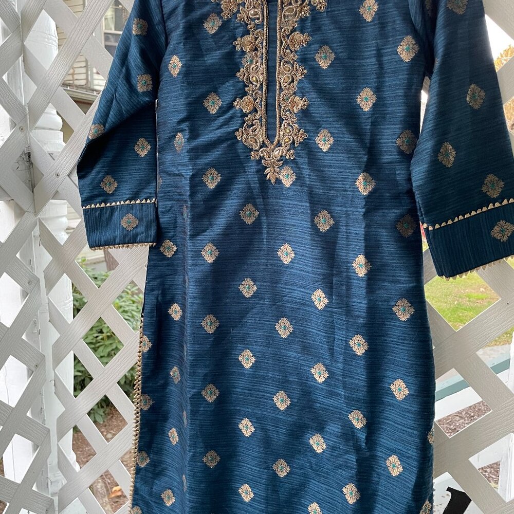 Indian set, deep blue pants and tunic